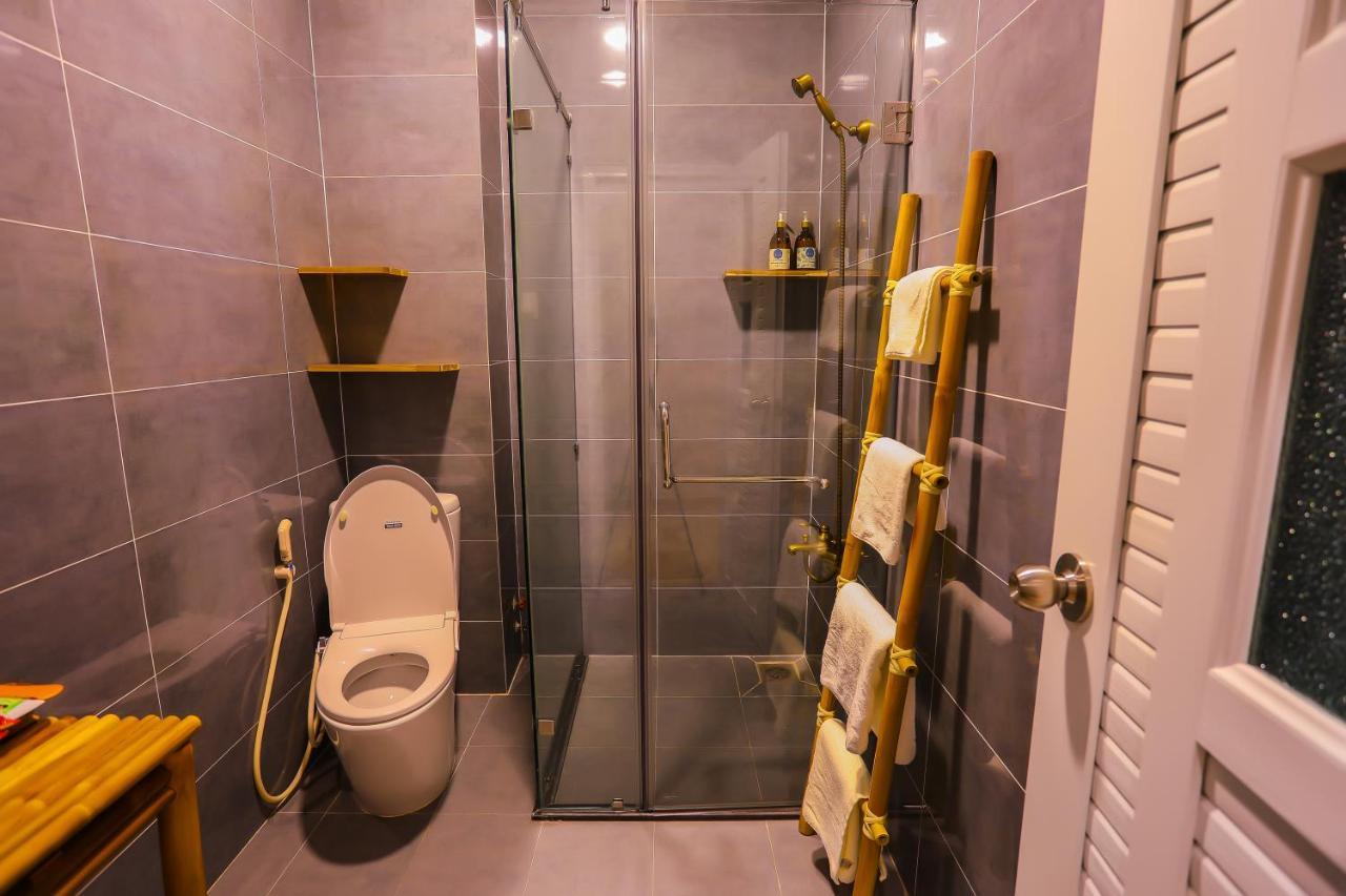 Khách sạn tình yêu Lồng đèn đỏ